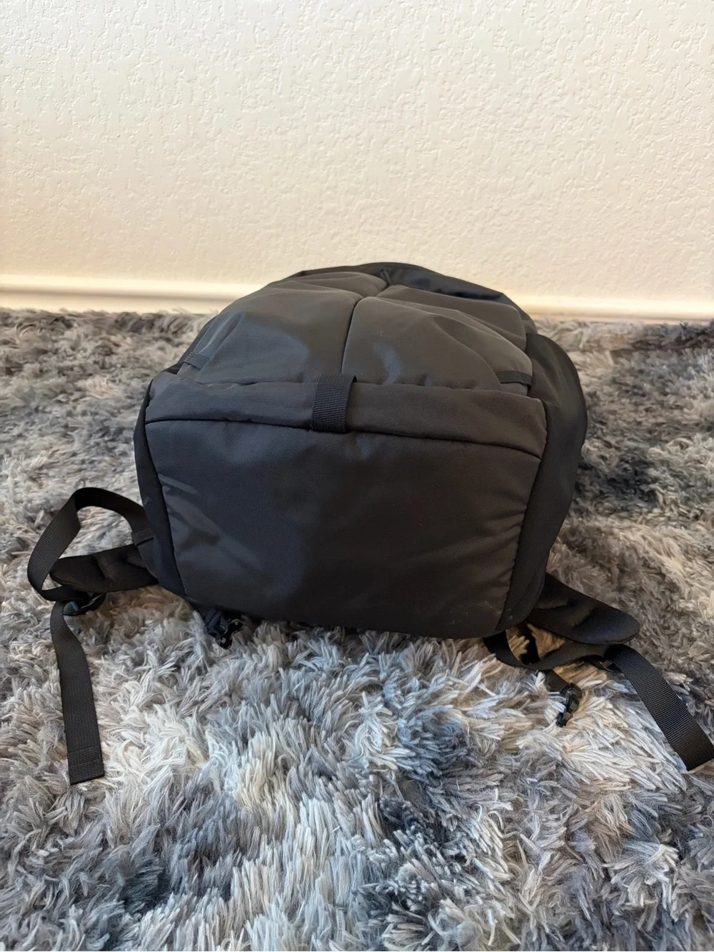 Patagonia Refugio Daypack 26L Black Backpack 2024 Laptop Bag Hiking STY47913